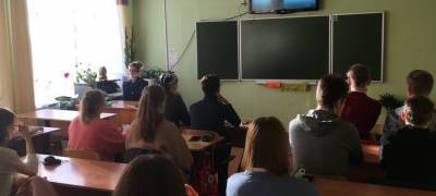 В Карелии сотрудники УФСИН предложили школьникам стать надзирателями