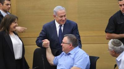 Скандал в Ликуде: Нетаниягу и Битан требуют наказать оппортунистов