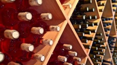Нарушителей правил торговли алкоголем оштрафовали на 300 тыс.
