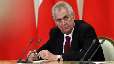 Президента Чехии могут лишить полномочий главы государства