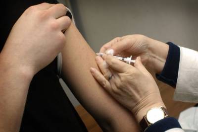 Роспотребнадзор: более 20% россиян вакцинировались от гриппа
