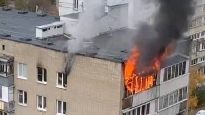 Появилось видео пожара в жилом доме на Большой Черемушкинской улице