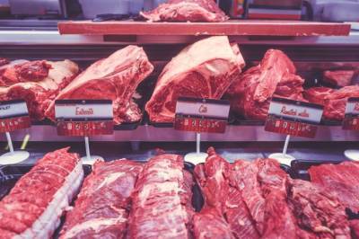 Крупнейший переработчик мяса: говядина станет предметом роскоши