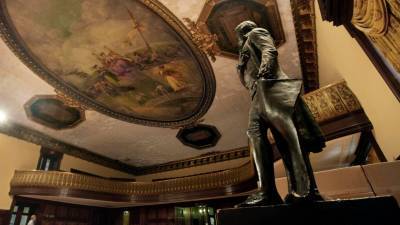 Статую Джефферсона удалят из зала заседаний горсовета Нью-Йорка