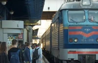 Не всех "Укрзализныця" пустит в поезда: кого коснутся ограничения с 21 октября - politeka.net - Украина