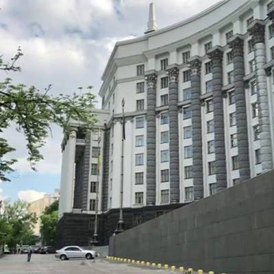 Верховная рада Украины отказалась отменить закон Зеленского "об олигархах"