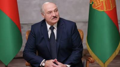 Лукашенко объявил о намерении выпустить белорусскую вакцину от COVID-19 в 2023 году