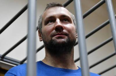 Осужденного за махинации с криптовалютой Мусатова освободили по УДО
