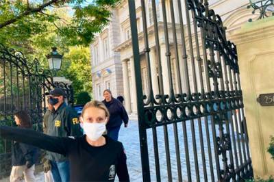 ФБР обыскивает в Вашингтоне дом близкого к Путину олигарха Дерипаски