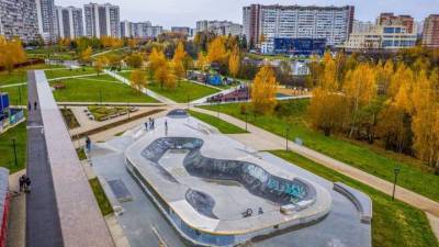 Живописный променад у пруда открылся в Зеленограде