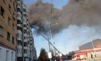 Тюменская прокуратура проводит проверку в связи с возгоранием кровли многоэтажки