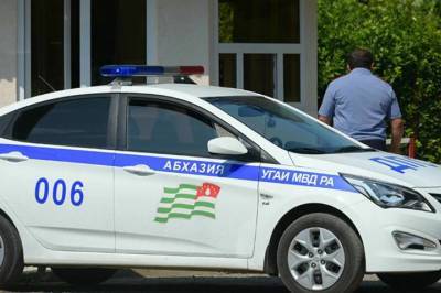 Депутат в Абхазии устроил пальбу из автомата у здания МВД