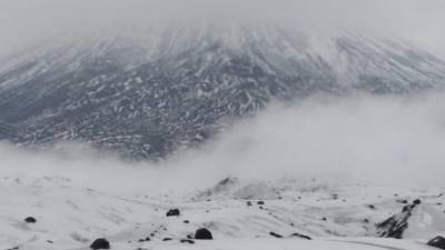 На Камчатке ищут пропавшего на вулкане Ключевская сопка альпиниста