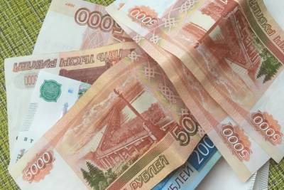 В 60 лет житель Ярцева взял 150 тысяч в кредит и «подарил» деньги мошеннику