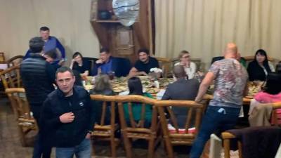 В Трускавце «Слуги народа» с Арахамией и Кириллом Тимошенко устроили корпоратив в ресторане «Ё-моё»