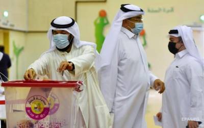 Катар впервые в истории избирает парламент
