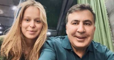 Девушку Саакашвили из партии Зеленского затравили за отношения с ним