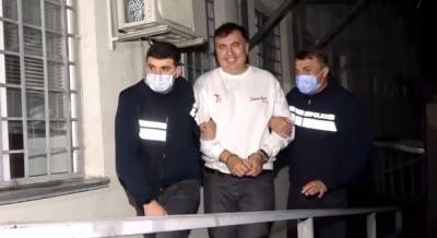Саакашвили в тюрьме объявил голодовку и потребовал встречи с украинским консулом