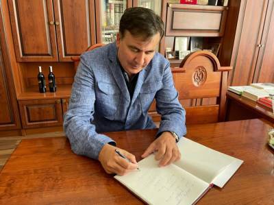 Бывший президент Грузии Михаил Саакашвили объявил голодовку