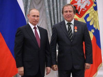 Путин наградил Сергея Ролдугина орденом "За заслуги перед Отечеством"