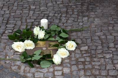 В Бремене появились 14 новых мемориальных камней в память о жертвах нацизма