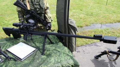 Снайперы ЗВО отработали ведение огня из движущихся автомобилей на учениях в Ленобласти