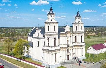 Костел в Будславе накрыли временной крышей