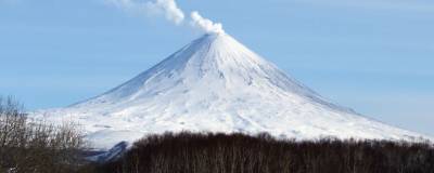 На Ключевском вулкане продолжаются поиски пропавшего альпиниста