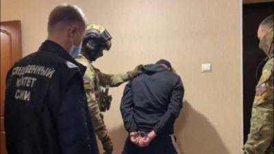 Неонацист, который планировал теракт во Владивостоке арестован ФСБ, кто он, кадры обыска в квартире