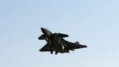 Южнокорейские военные представили «полет» перспективного истребителя KF-21 Boramae