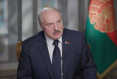 Лукашенко назвал одно из условий создания единой военной базы Белоруссии и России