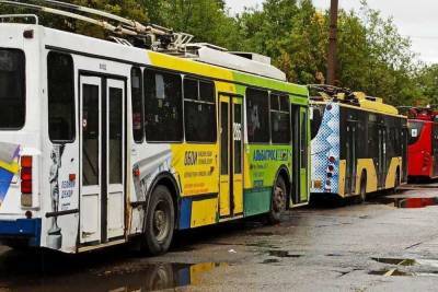 В День города мурманчане смогут прокатиться на троллейбусе с библиотекарем-экскурсоводом