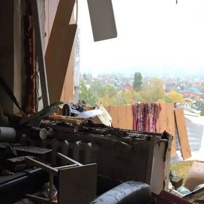 Женщину, получившую 95% ожогов тела во время взрыва в Новгороде, подключили к ИВЛ