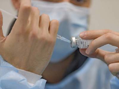 В Швейцарии будут платить за вакцинированных друзей
