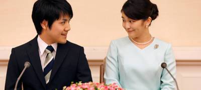 Японская принцесса отказалась от семейных богатств ради свадьбы с простолюдином