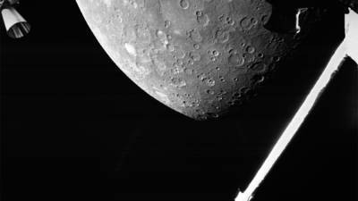 Первые снимки поверхности Меркурия передал аппарат BepiColombo