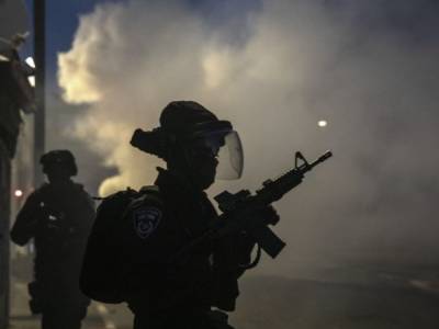 В Иерусалиме между палестинцами и израильскими силами безопасности произошли столкновения: ранены более 50 человек - unn.com.ua - Украина - Киев - Иерусалим - Иерусалим