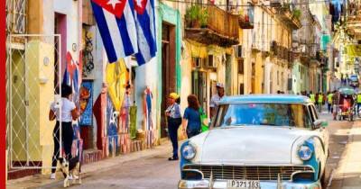 Куба примет туристов без карантина и ПЦР-тестов
