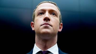 Facebook может сменить название и взять курс на построение «метавселенной»