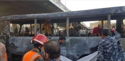 В центре Дамаска взорвался автобус с военными, есть погибшие – видео