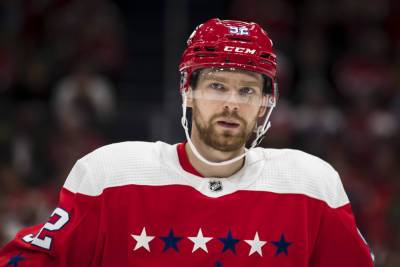 Евгений Кузнецов признан второй звездой игрового дня в НХЛ