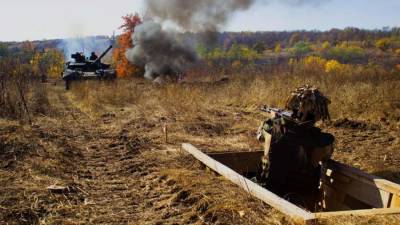 Украинские военные провели учения вблизи границы с Крымом