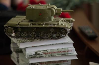 Жителю Екатеринбурга, пытавшемуся убить друга из-за World of Tanks, грозит 10 лет колонии