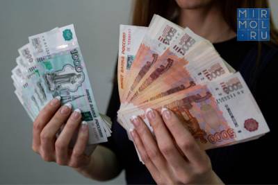 Долги по зарплате в Дагестане за месяц выросли на 6 млн рублей