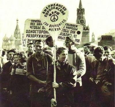 3 октября 1961 года: как американцы в этот день умудрились провести митинг на Красной площади - Русская семеркаРусская семерка