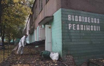 Ковид «побежден»: в крематорий Киева образовалась очередь из катафалков
