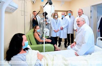 Лукашенко посетил РНПЦ онкологии и медицинской радиологии им. Александрова