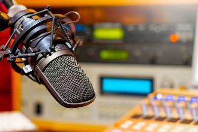 «МК в Питере» поздравляет с 14-летием радио «Зенит»