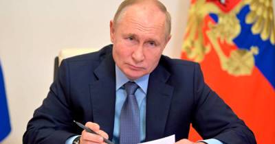 Путин поддержал идею ввести в России с 30 октября режим нерабочих дней