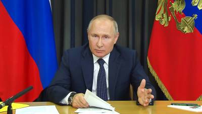"Важно сбить пик новой волны": видео заявления Путина о ситуации с коронавирусом